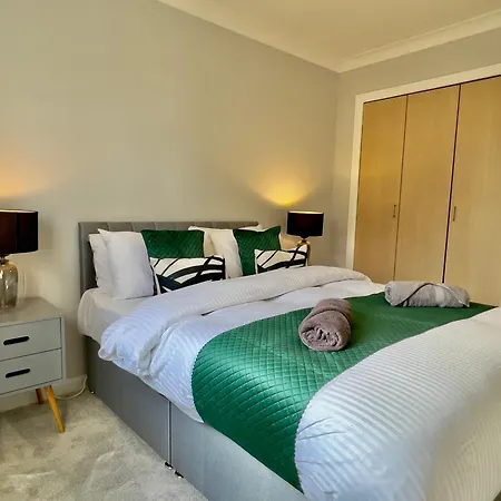 Stylish With Free Parking Near Town 格拉斯哥