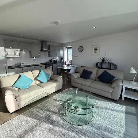 Principal - Clyde Waterfront *