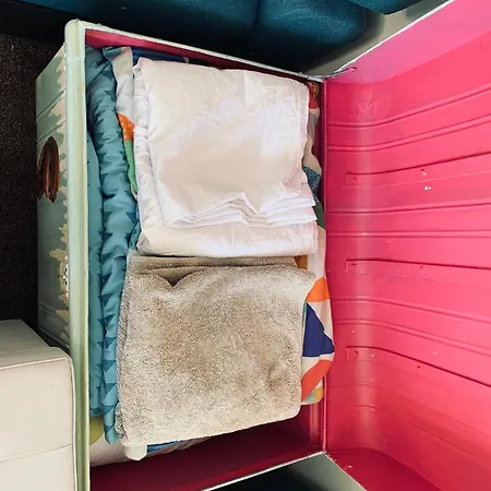 Apartament Facing Spacious Free Parking *