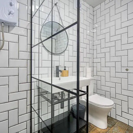 New Slick Finnieston Pad W/ Free Parking Glasgow