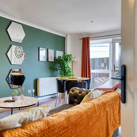 New Slick Finnieston Pad W/ Free Parking Appartement