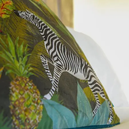 Group 3br Close To Hydro And Secc With Parking Glasgow