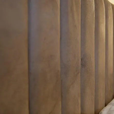 Group 3br Close To Hydro And Secc With Parking 公寓