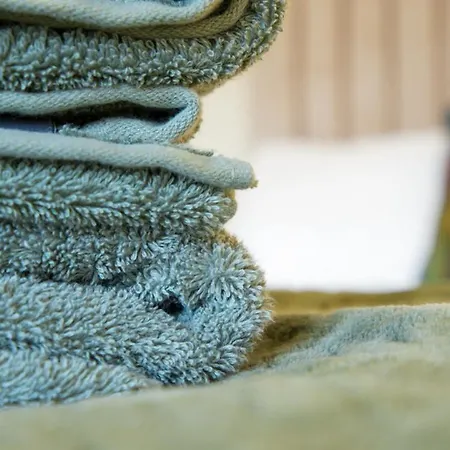 Group 3br Close To Hydro And Secc With Parking 公寓 *