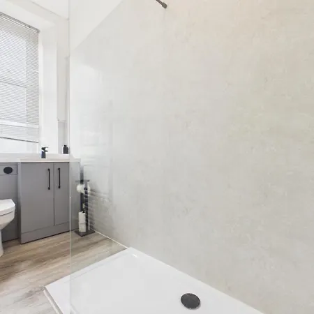 公寓 West End Traditional Flat With Free Parking 格拉斯哥