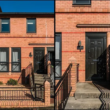 Henderson House - West End 3 Bedroom Family Ferienhaus *