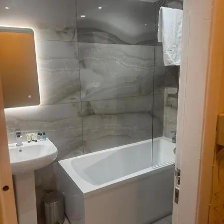 - Cosy 1 Bedroom * גלאזגו