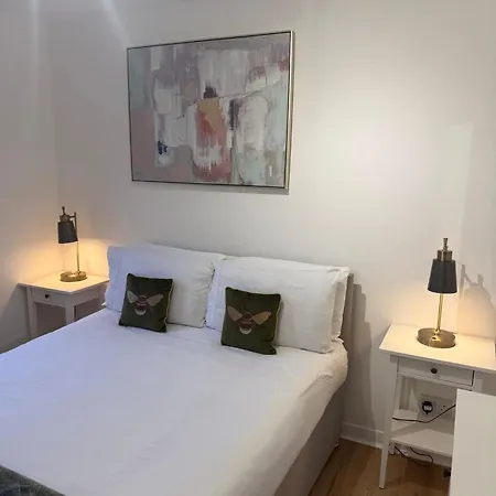 2br Sleeps 4 Albion Gate Centre 公寓
