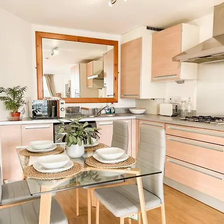 Apartman Stunning River View Centre *