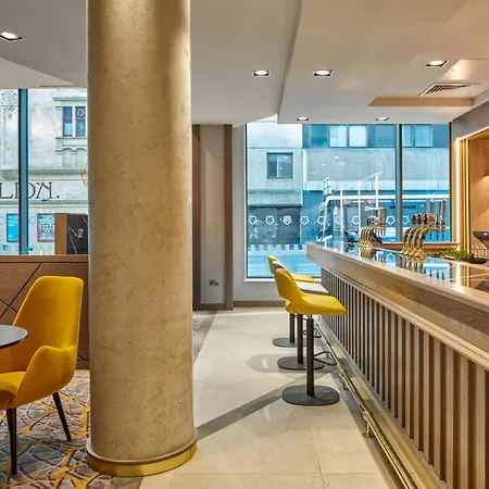 Maldron Hotel