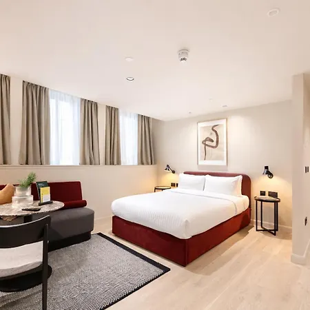 Aparthotel Vcity At The Teacher 4*