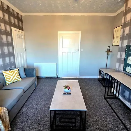 Bright And Cozy 3br Near Hampden Park Hébergement de vacances *