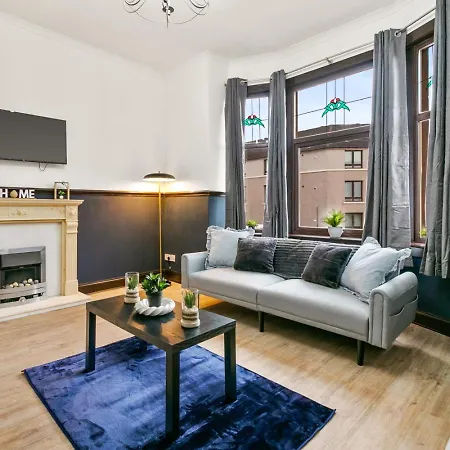 Apartment Free Parking - Sleeps 6 - 2 Bedrooms - Great Transport Links Glasgow