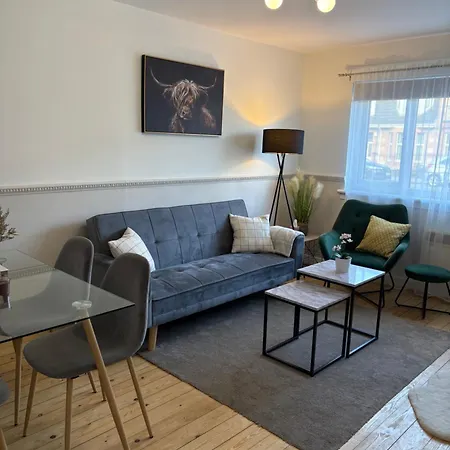 Modern In West End, Free Parking Apartamento *