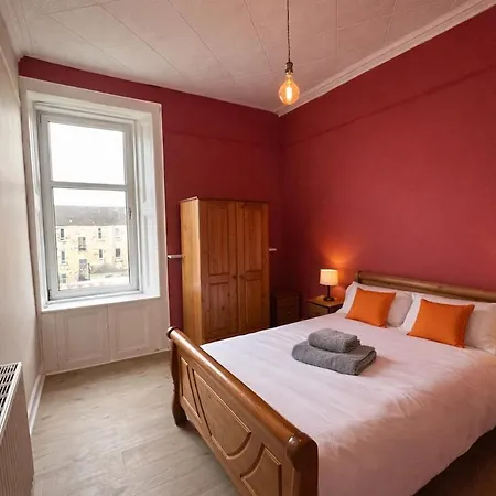 Contractors And Guests Grand 3 Bedroom Free Parking Fully Equipped * Glasgow