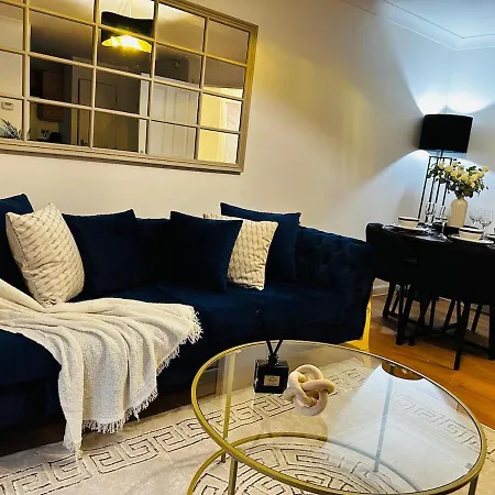 דירה Modern 2 Bedroom Ground Floor Near Centre גלאזגו