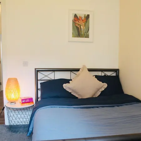 Modern Ground Floor 2 Bed Secure Parking & Perfect For City- Celticemirates Stadium Lejlighed *