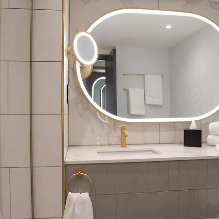 Ξενοδοχείο Hilton 4*