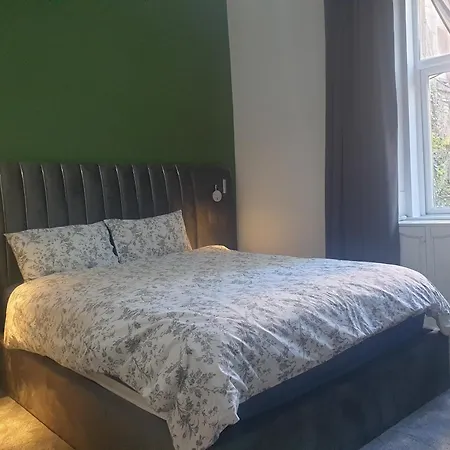 Lägenhet Stunning Ground Floor Flat In Southside. Glasgow