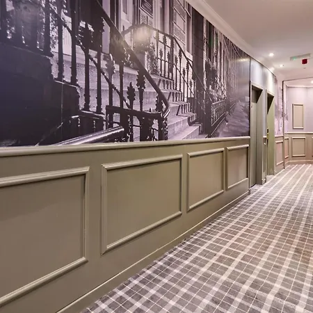 Western Otel 3*