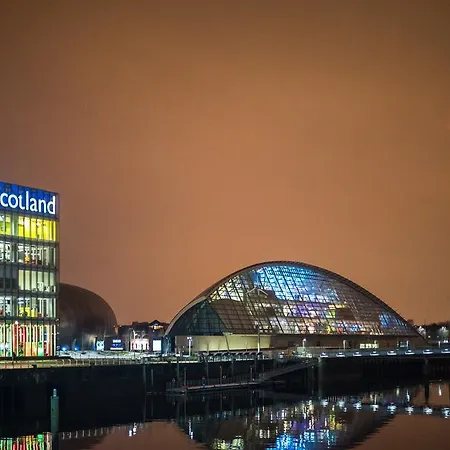 Apex Of 4* Glasgow