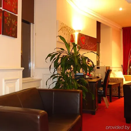 Sandyford Hotel