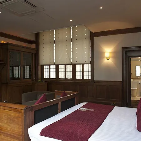 Arthouse 4* Glasgow