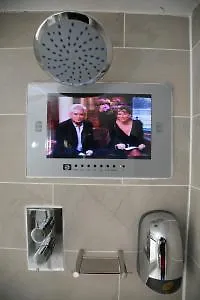 Acorn Szálloda
