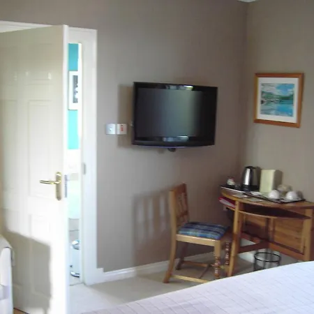 Azalea House 4* Glasgow