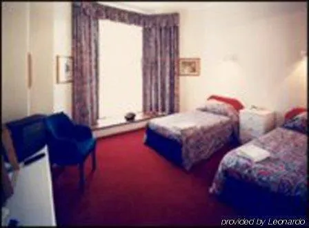 Victorian House Konukevi 3*