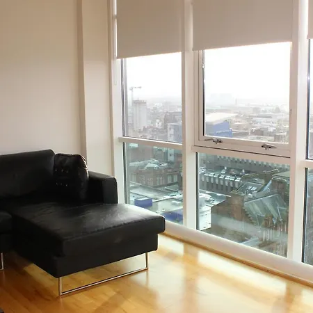 Lofts Serviced Apartment *