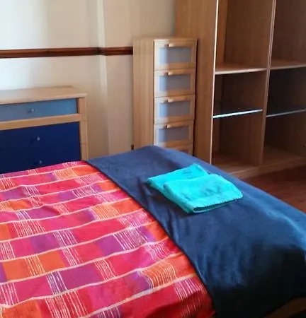 Broompark House דירה *