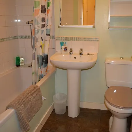 Scotstoun Apartment *