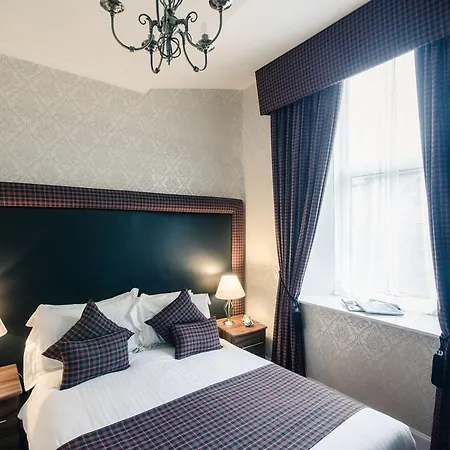Argyll 3*