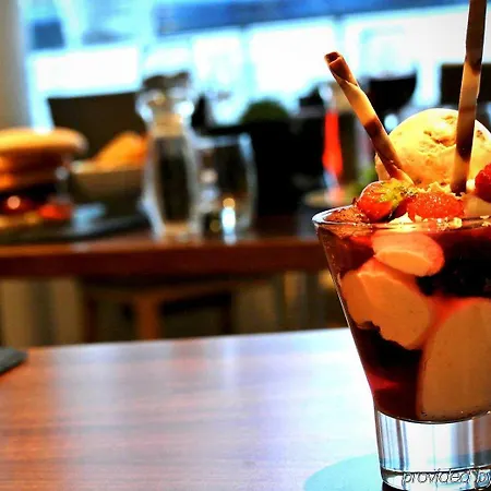 Hotell Hilton Garden Centre 4*