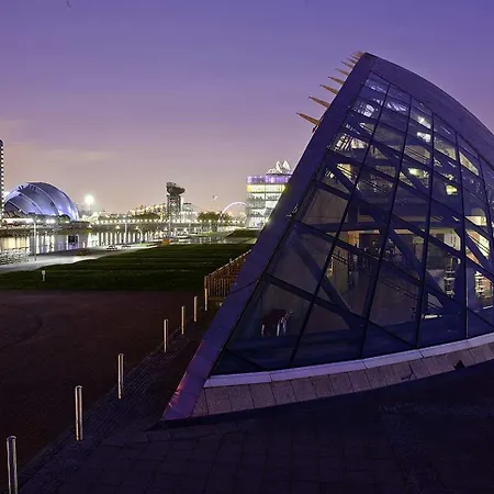 Hotell Hilton Garden Centre 4*