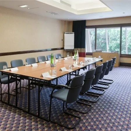 Crowne Plaza By Ihg