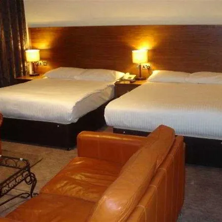 Alexander Thomson 3*