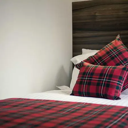 Royal West End Hotel