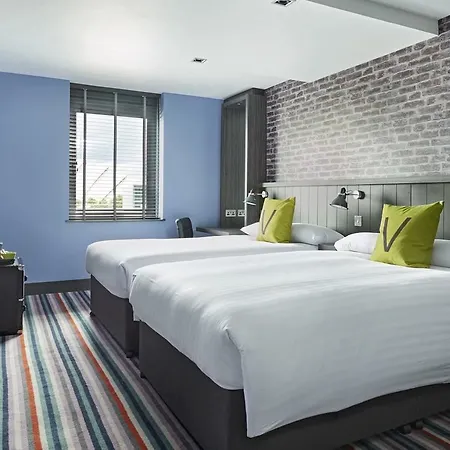 Village 4* Glasgow