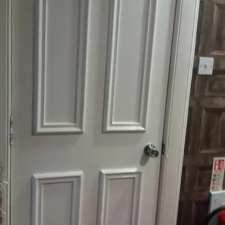 מלון The Alfred 3*