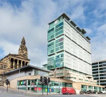 Station Skyline With Parking * Glasgow