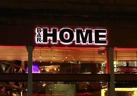 Station Skyline With Parking * Glasgow