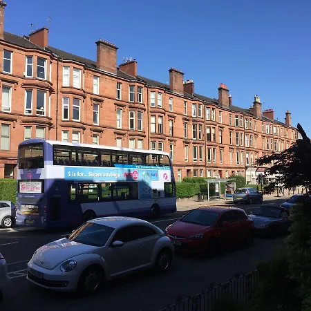 2 Bed West End Appartement Glasgow