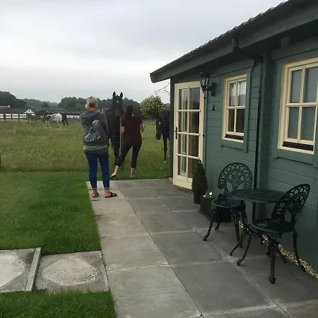 Auchenlea Lodge Glasgow