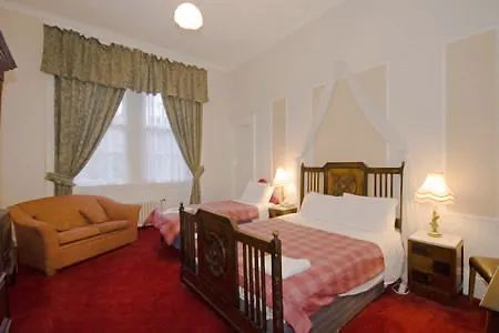 Clifton Hotel