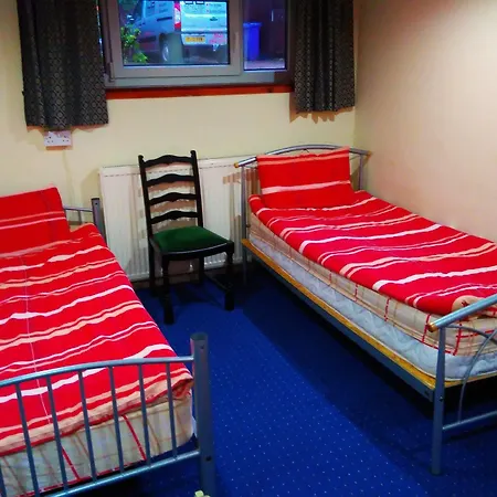 Alba Hostel *