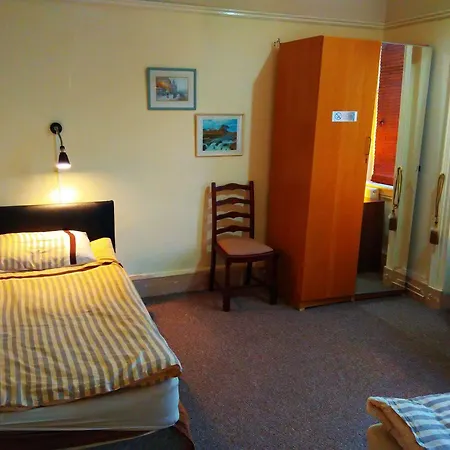 Alba Hostal