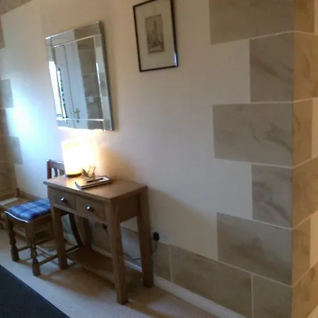 Azalea House Bed and breakfast 4*