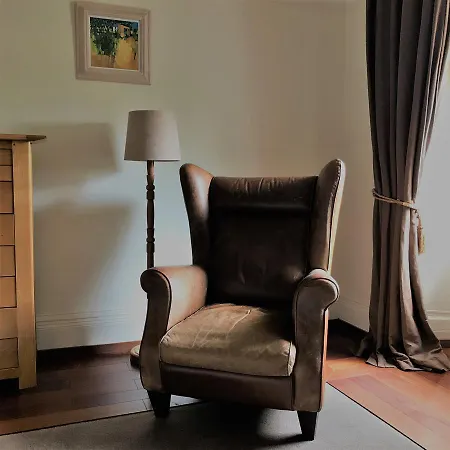 Ashtree House Hotel, Glasgow Airport & Paisley